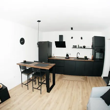 D&K Apartman Karlovac Exterior photo